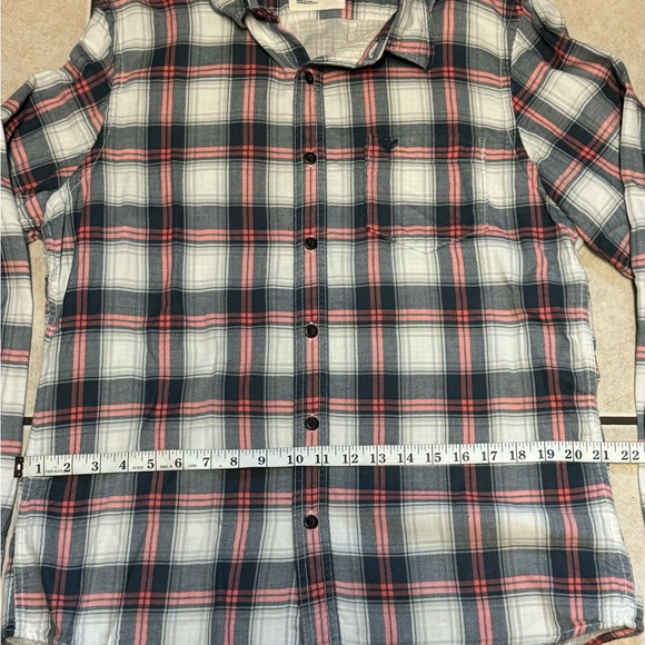 American Eagle Long Sleeved Button Up Shirt - Picture 4 of 5